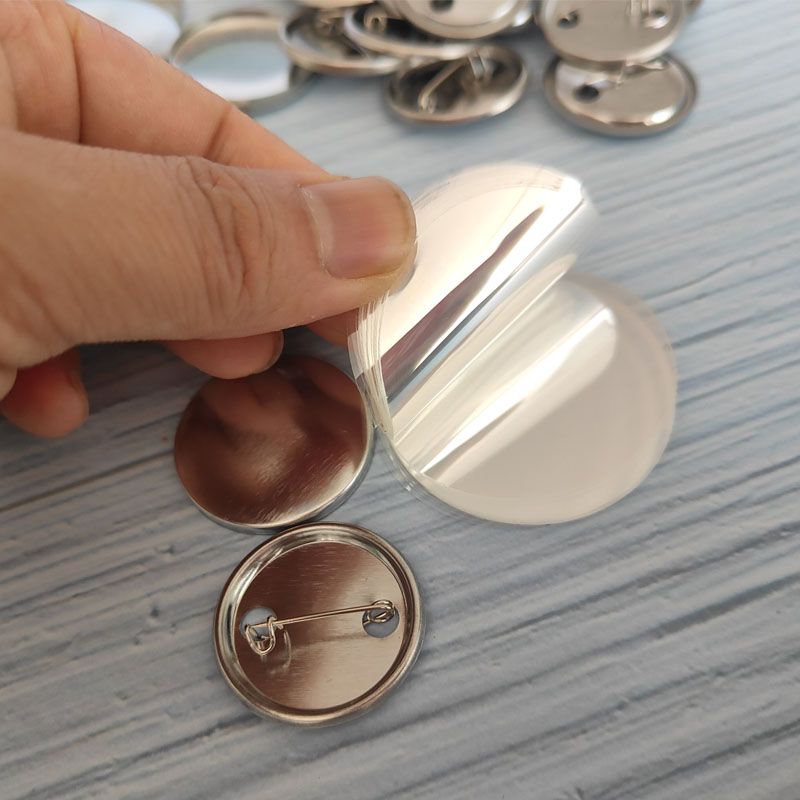 100 jeux de boutons à broches  - Button Badge Blank avis et prix