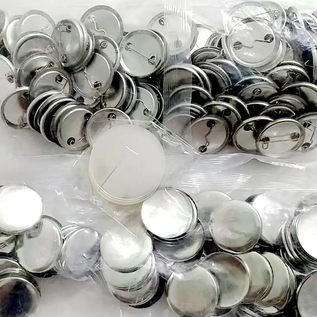 500 pièces de badges en métal  - Button Badge Blank avis et prix